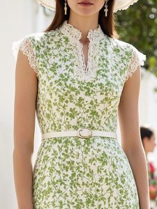 Midi Linen Dress , Cap Sleeves, V Neck, Floral, Lace, French Vintage, Aqua - Image 2